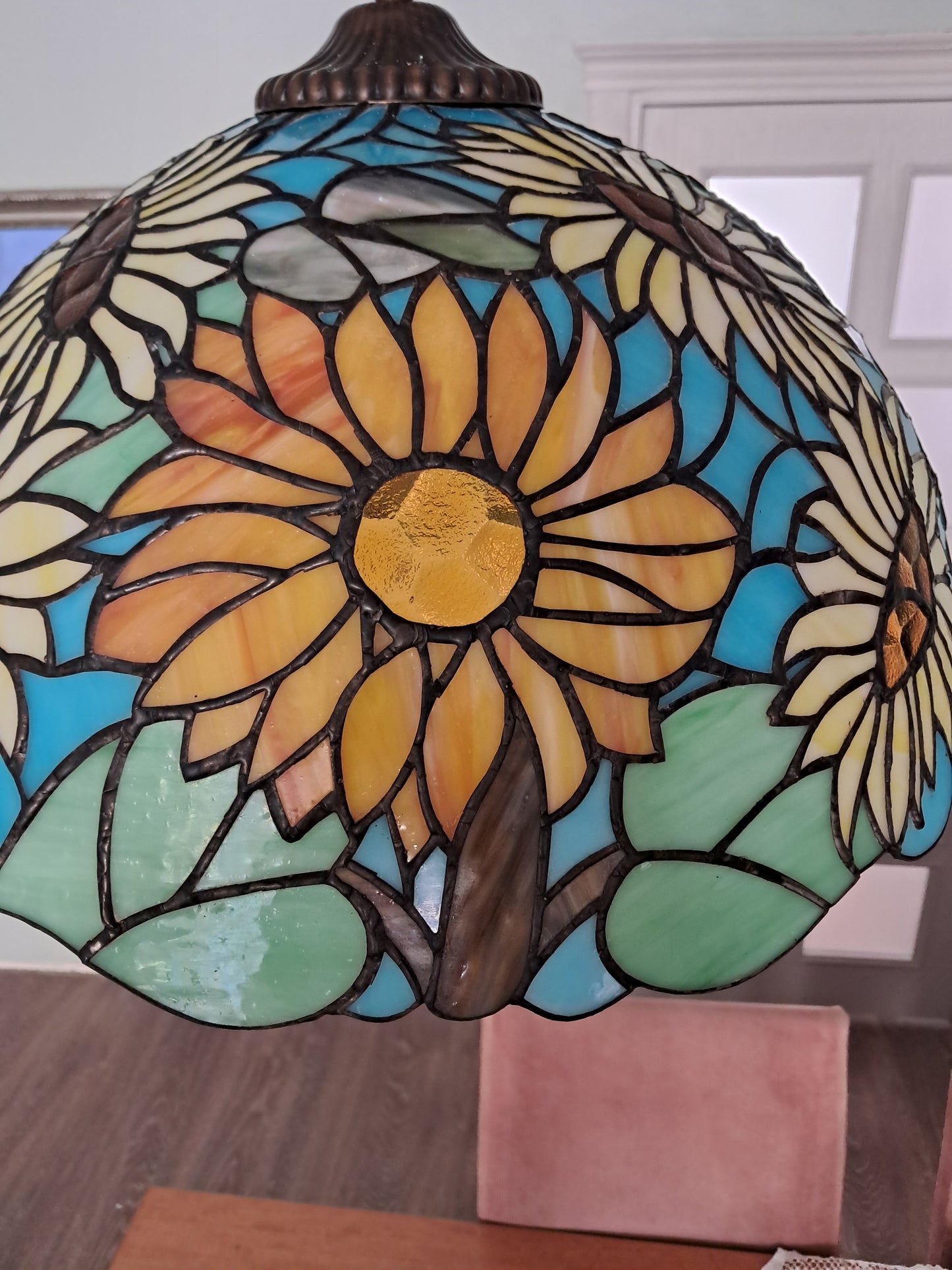 El Yapımı Vitray Lamba – Özgün Cam Sanatı | Glasy Design