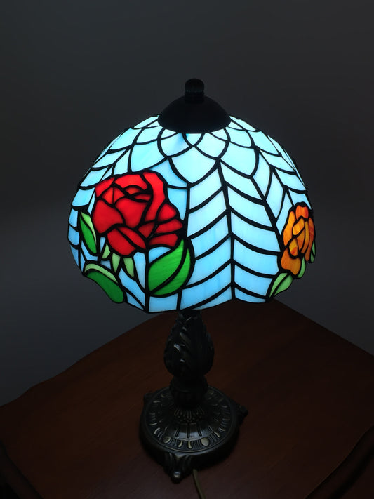 El Yapımı Vitray Abajur – Dekoratif Cam Aydınlatma | Glasy Design