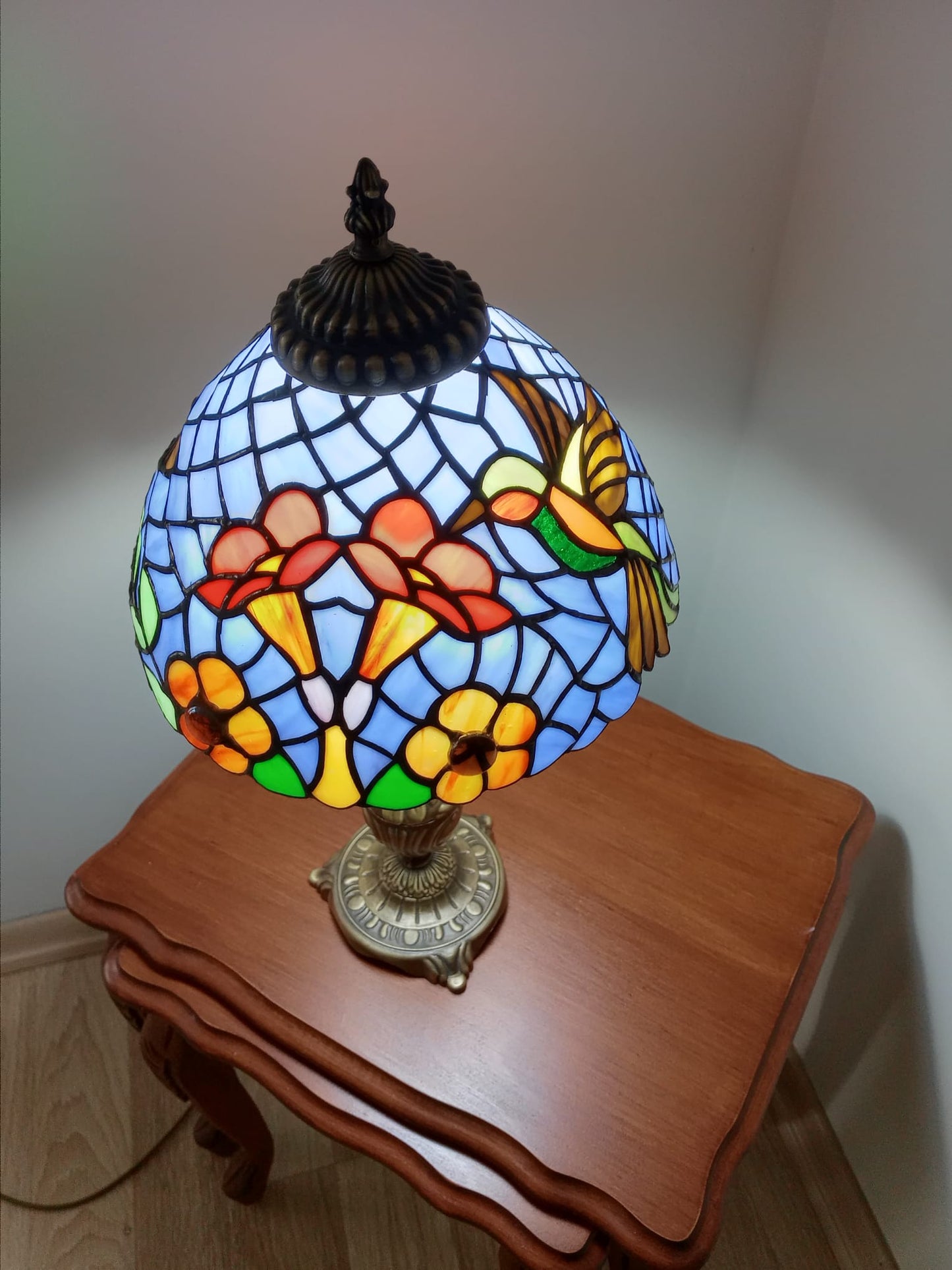 El Yapımı Vitray Abajur – Özgün Cam Sanatı | Glasy Design