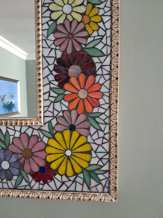 El Yapımı Mozaik Ayna – Dekoratif ve Özgün Tasarım | Glasy Design