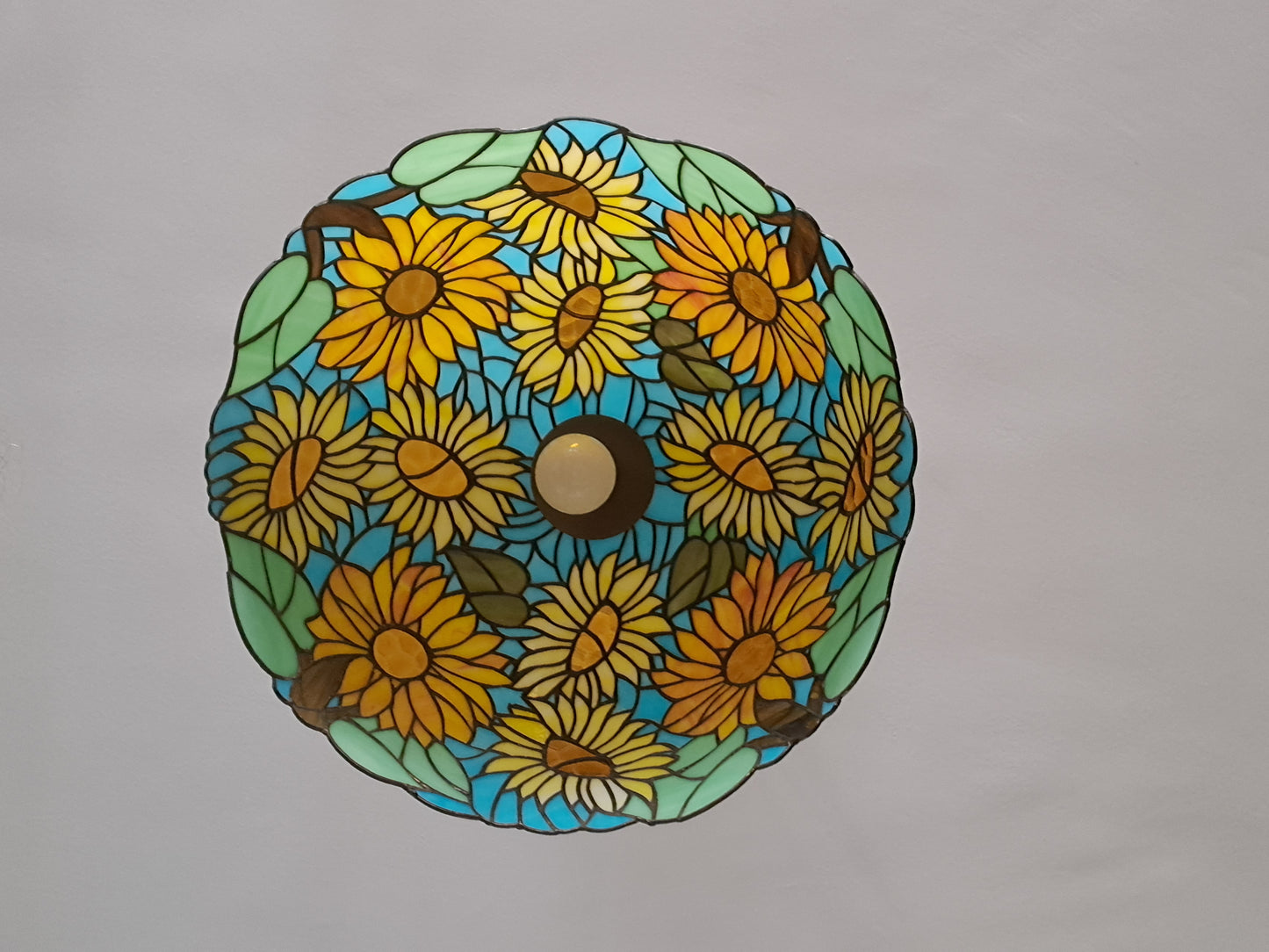 El Yapımı Vitray Lamba – Özgün Cam Sanatı | Glasy Design