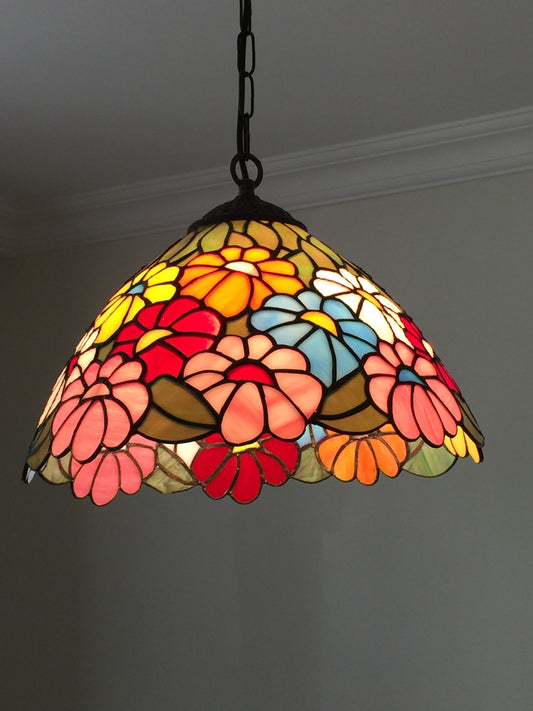 El Yapımı Vitray Lamba – Özgün Cam Sanatı | Glasy Design