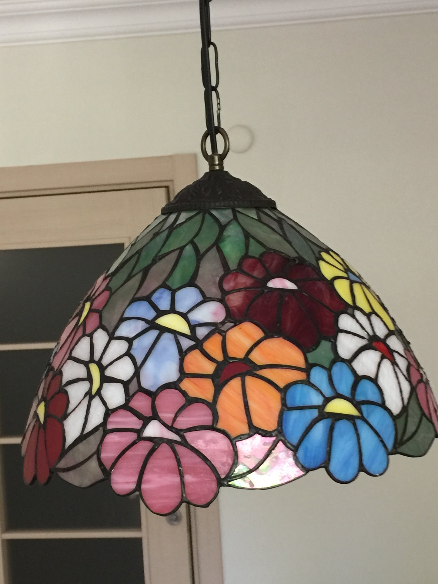 El Yapımı Vitray Lamba – Özgün Cam Sanatı | Glasy Design