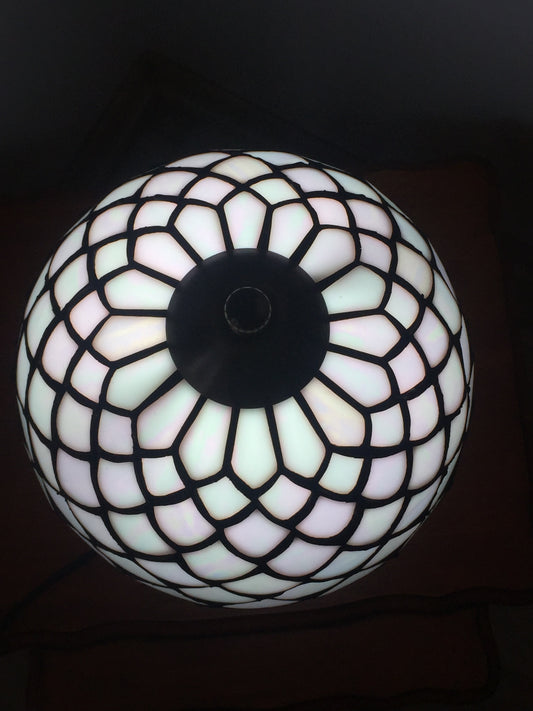 El Yapımı Vitray Abajur– Dekoratif Cam Aydınlatma | Glasy Design