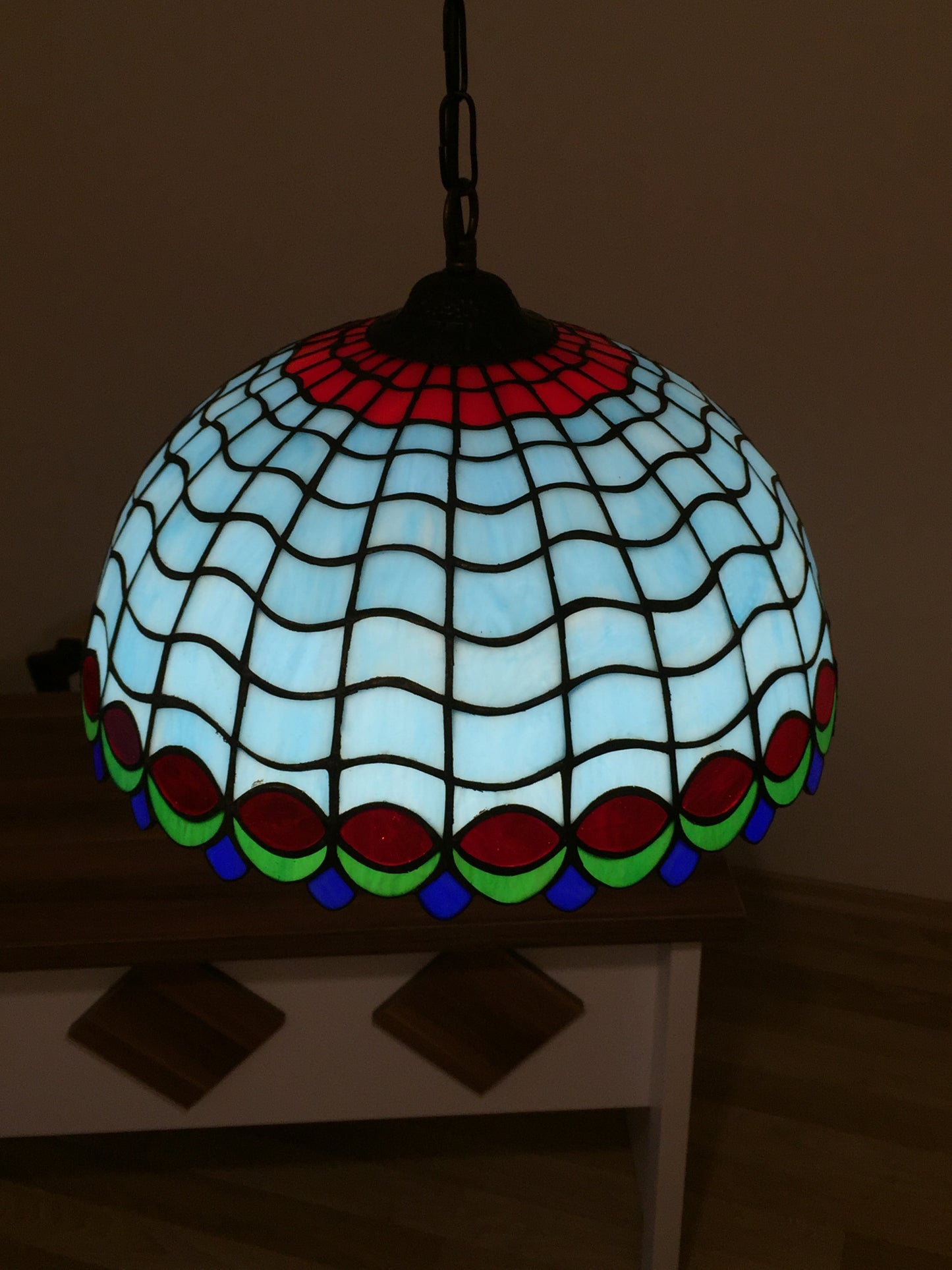 El Yapımı Vitray Lamba – Özgün Cam Sanatı | Glasy Design