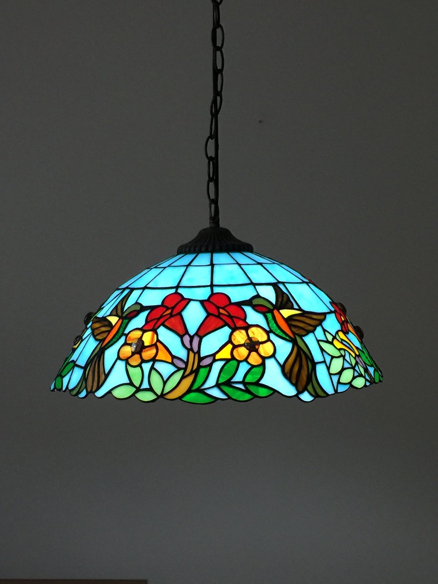 El Yapımı Vitray Lamba – Özgün Cam Sanatı | Glasy Design