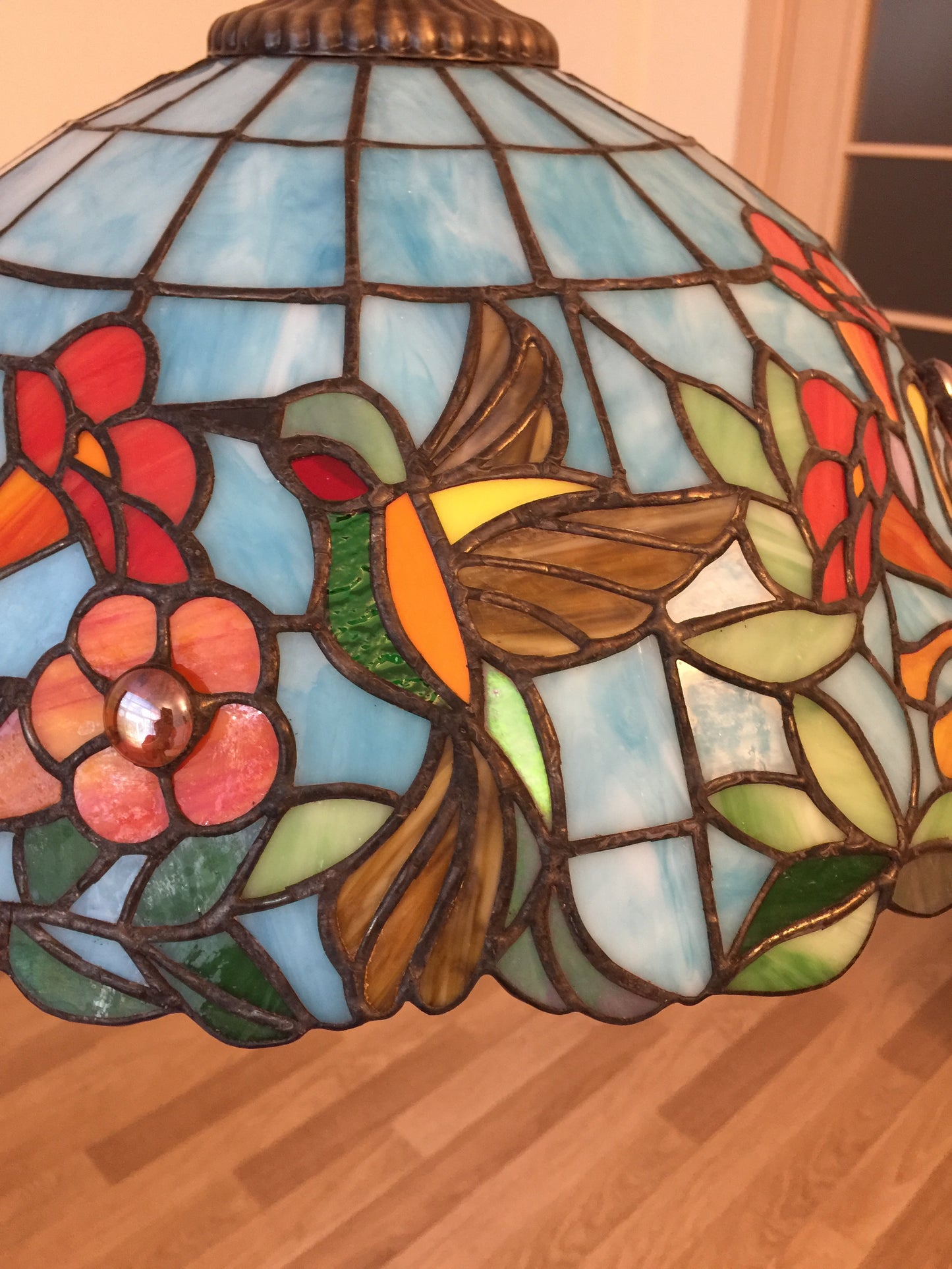 El Yapımı Vitray Lamba – Özgün Cam Sanatı | Glasy Design