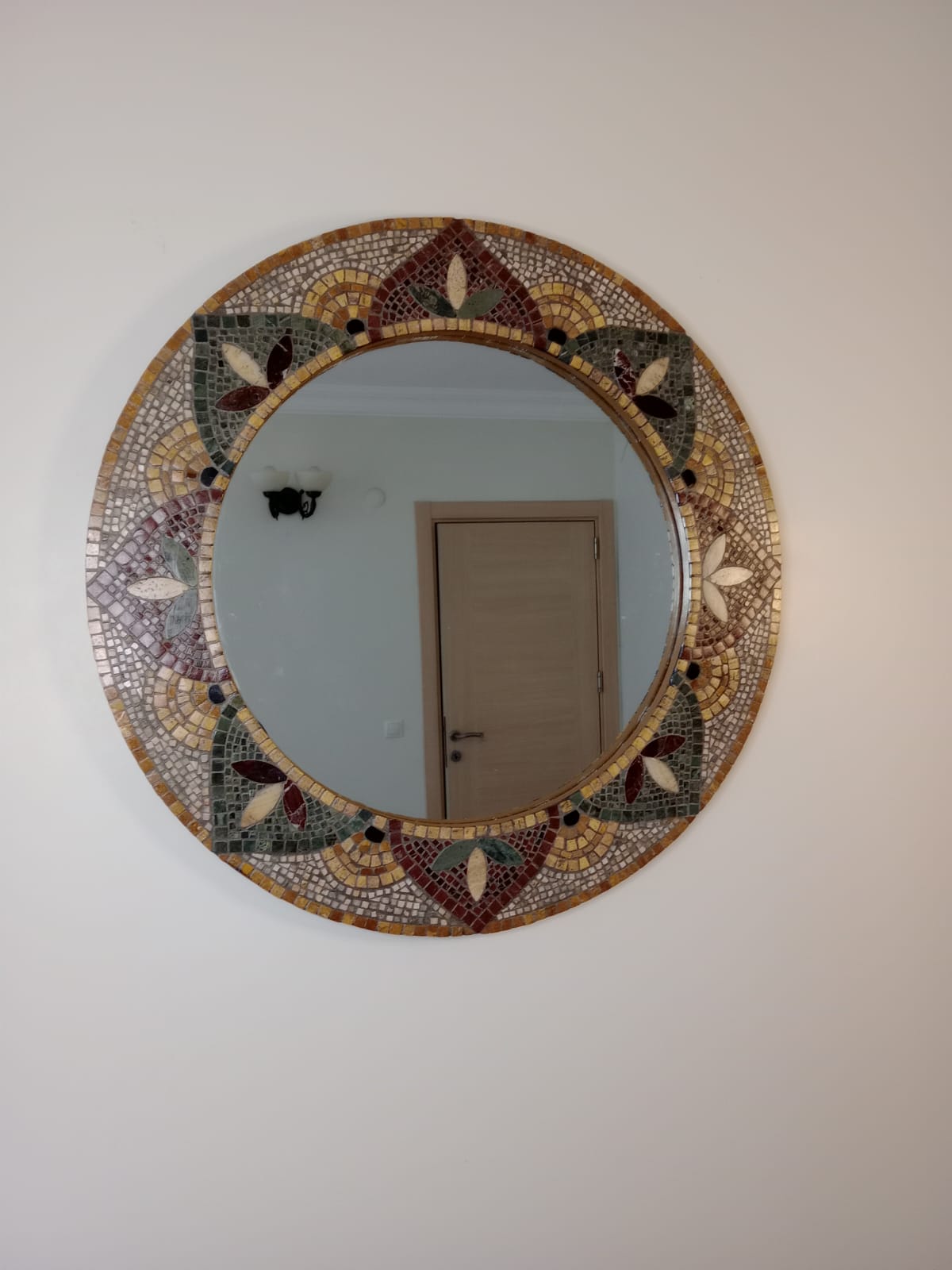 El Yapımı Mermer Mozaik Ayna – Dekoratif Duvar Aynası | Glasy Design